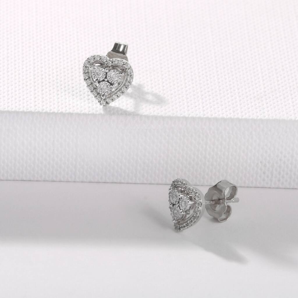 1/6ct TDW Diamond Heart Shape Cluster Halo Stud Earrings in Silver for Women - White