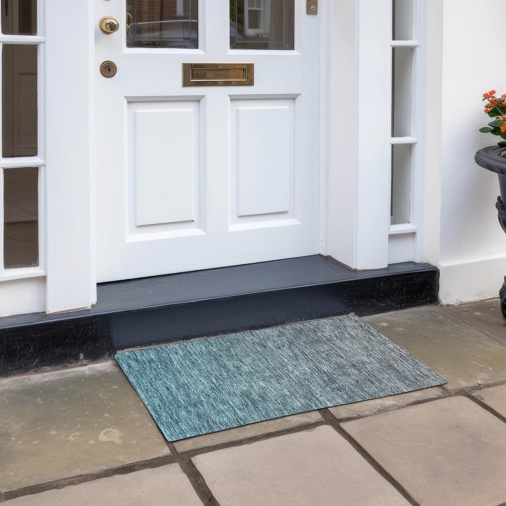 Machine Washable Indoor/ Outdoor Chantille Solid Ombre Rug