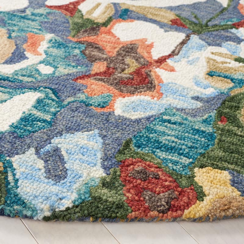 SAFAVIEH Handmade Blossom Lazara French Country Floral Wool Rug