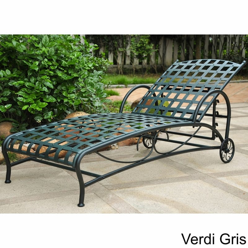 Santa Fe Nailhead Multi-position Chaise Lounge