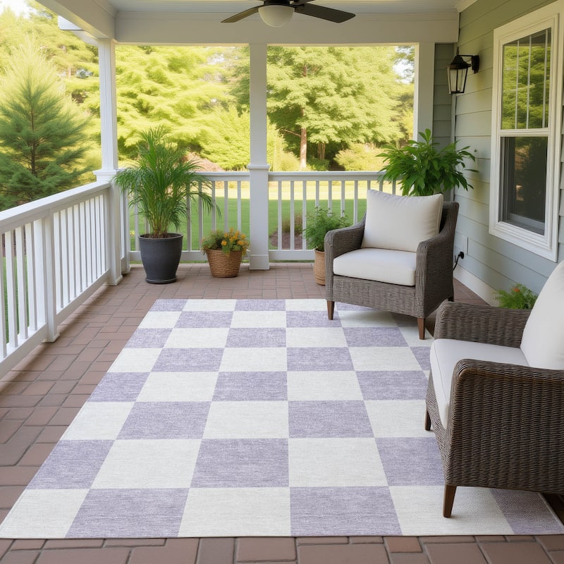 Machine Washable Indoor/ Outdoor Modern Checker Chantille Rug