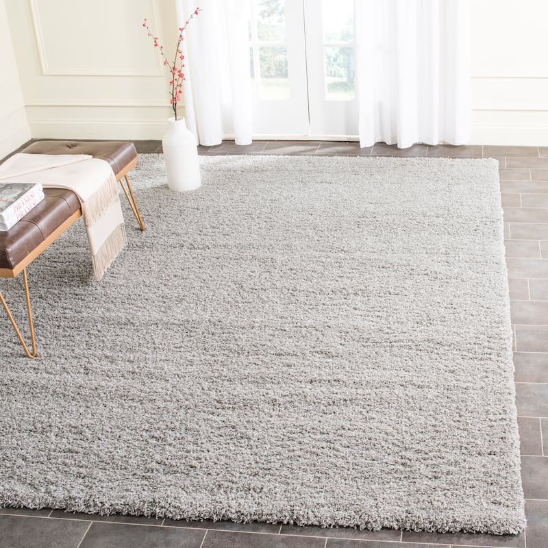 SAFAVIEH Laguna Shag Verdiana Solid Color 2-inch Thick Rug.