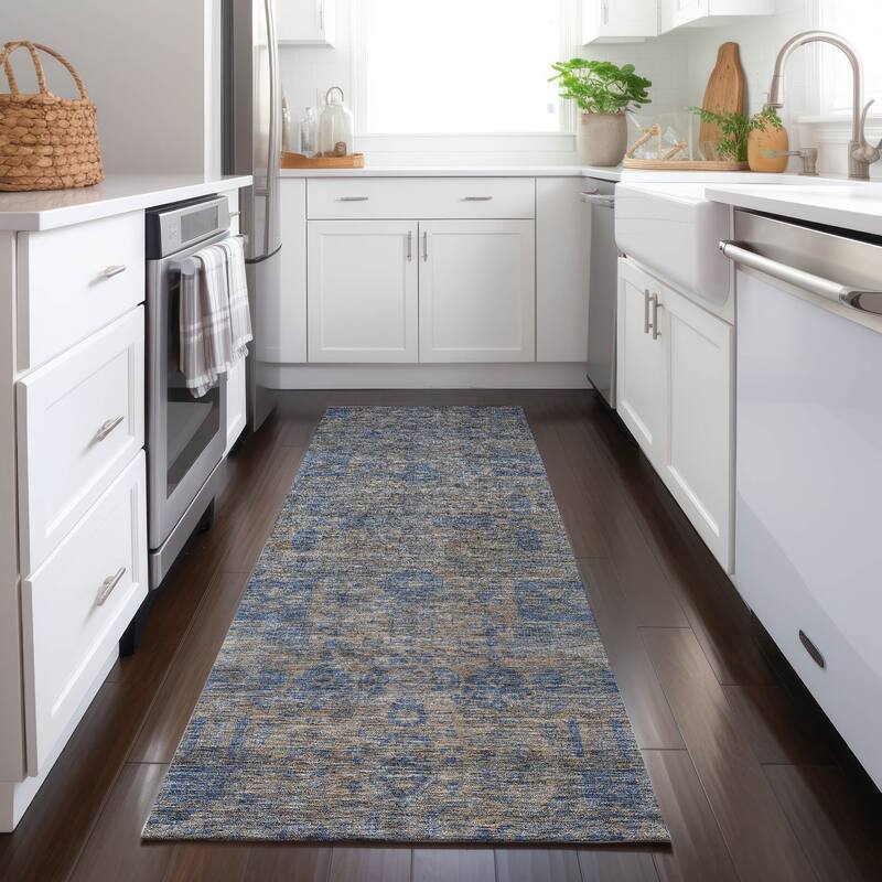 Machine Washable Indoor/ Outdoor Chantille Traditional Vintage Rug - Khaki - 2'3" x 7'6"