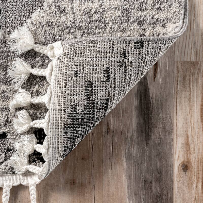 Nuloom Geometric Agata Textured Tassel Area Rug