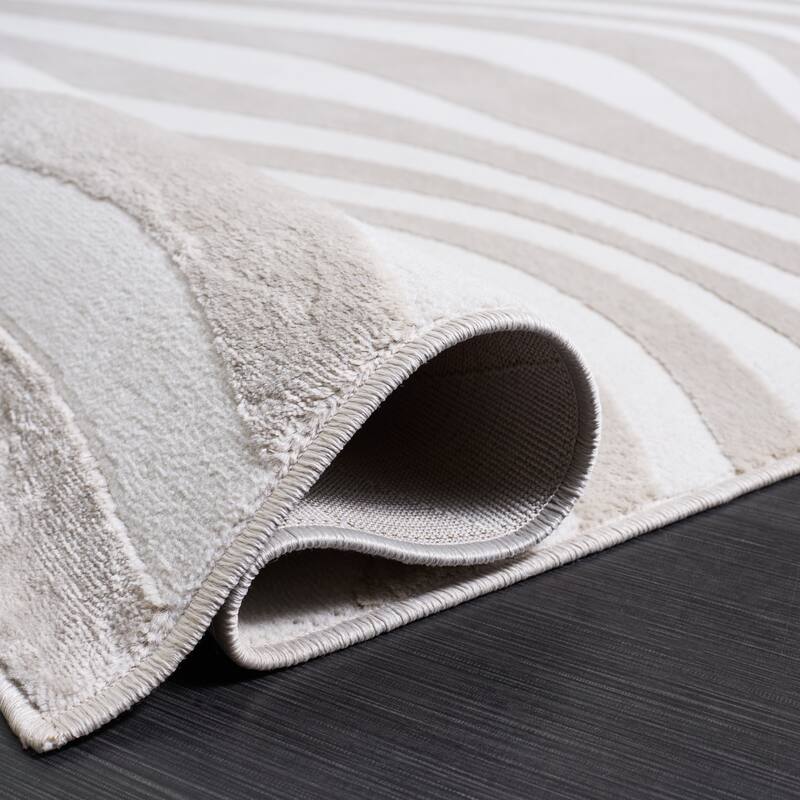 SAFAVIEH Saylor Wakana Modern Rug