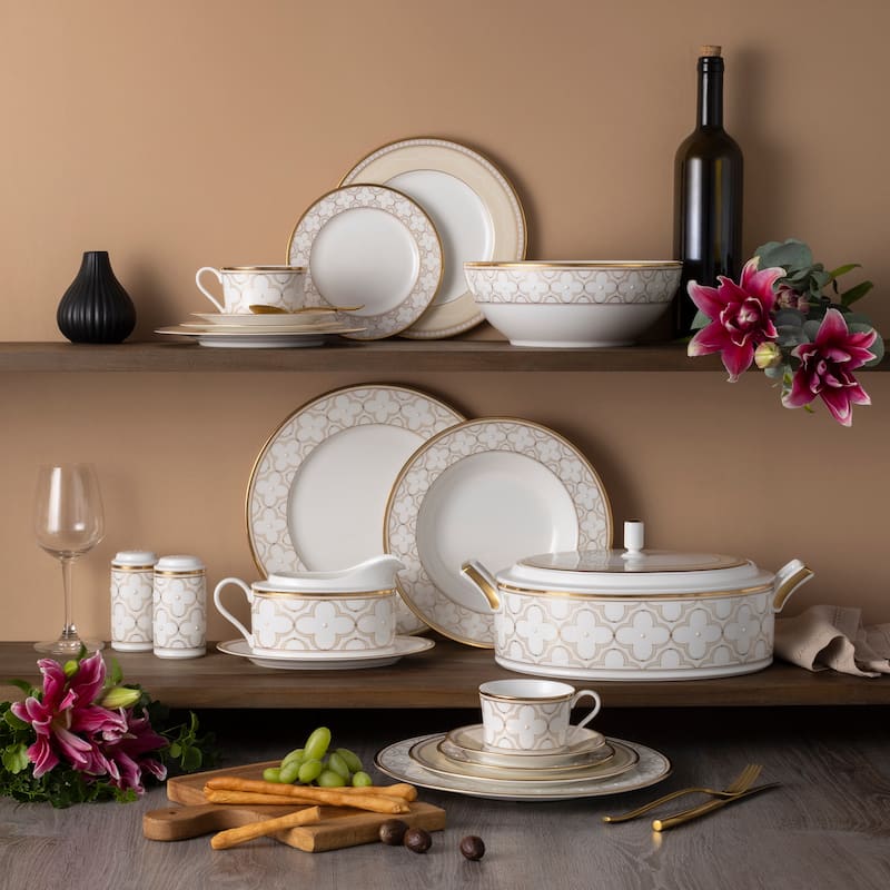 Noritake Trefolio Gold Round Vegetable Bowl, 9", 70 oz.