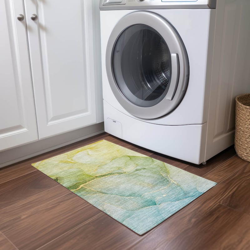 Machine Washable Indoor/ Outdoor Watercolor Chantille Rug - Green - 1'8" x 2'6"