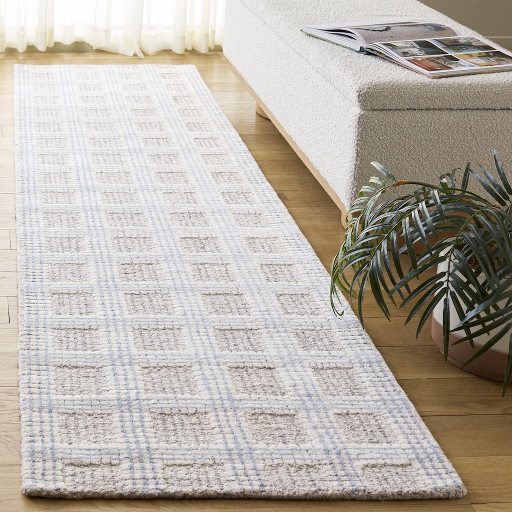 SAFAVIEH Handmade Ebony Judit Modern & Contemporary Wool Rug
