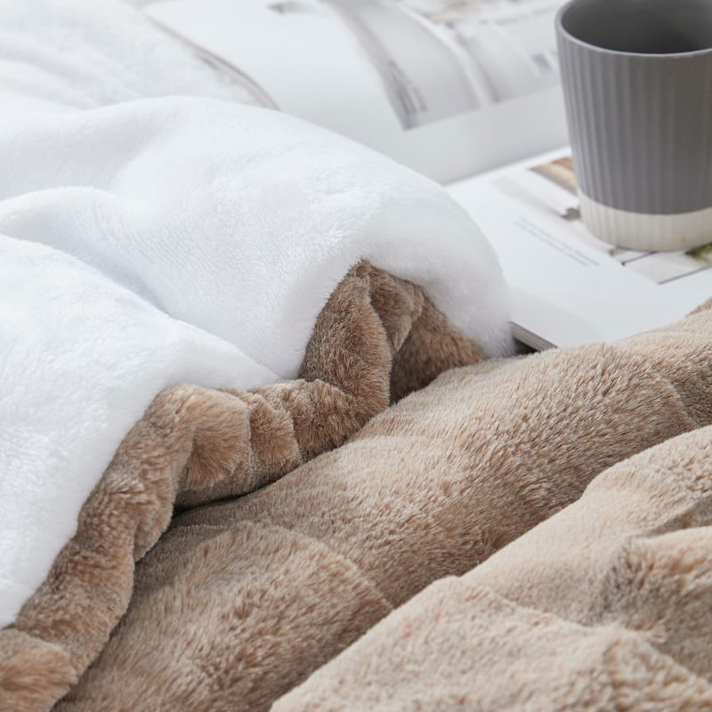 Chunky Bunny Crossing - Coma Inducer® Oversized Comforter Set - White Pepper Tan