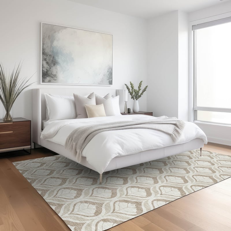 Machine Washable Indoor/ Outdoor Modern Trellis Chantille Rug