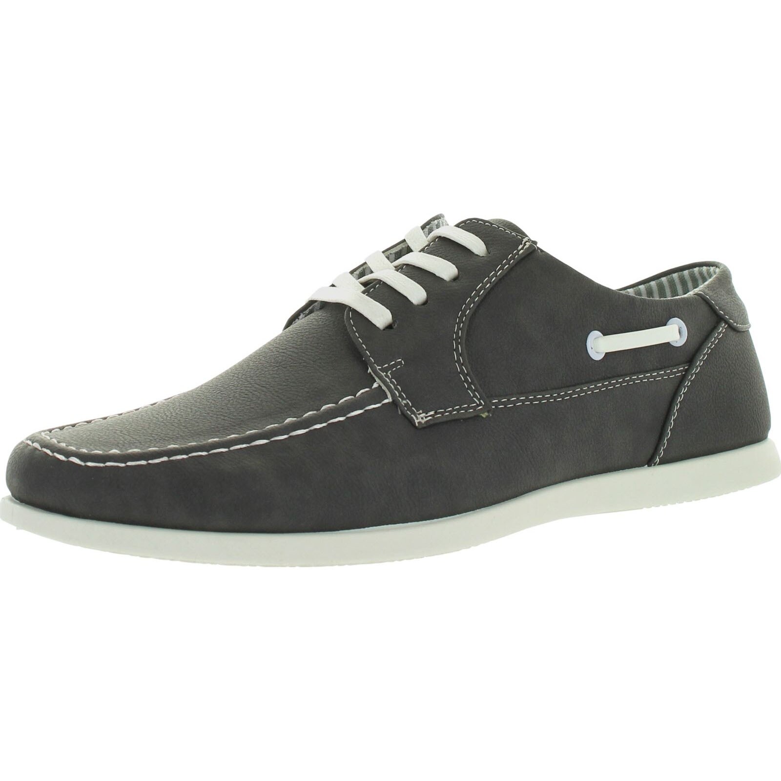 casual boat shoes