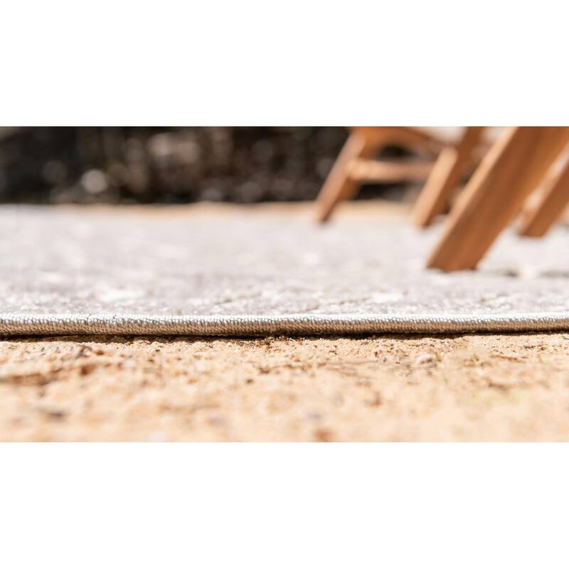 Outdoor Glasbury Collection Area Rug