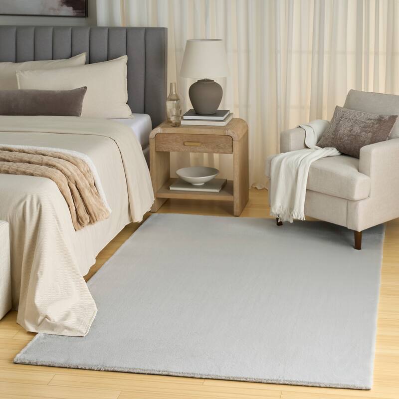 Nourison Soft Plush Faux Fur Indoor only Solid Area Rug
