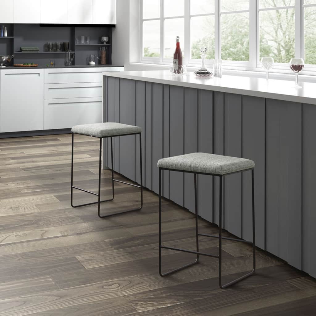 Roomfitters 25.5-Inch Modern Counter Stool, Matte Black Metal Frame with Heathered Gray Faux Linen Seat