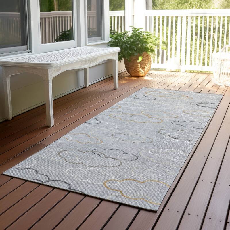 Machine Washable Indoor/ Outdoor Modern Clouds Chantille Rug - Silver - 2'3" x 7'6"