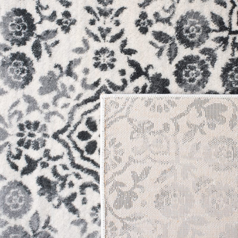 Martha Stewart by SAFAVIEH Ishilde Vintage Rug