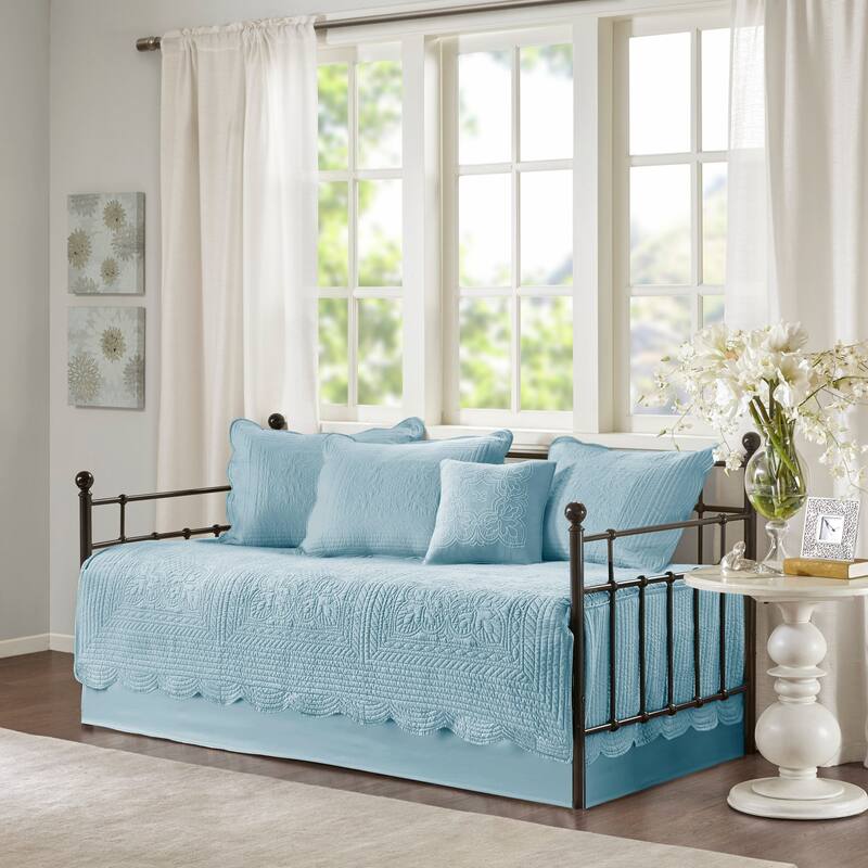 Madison Park Venice 6 Piece Scalloped Edge Daybed Cover Set