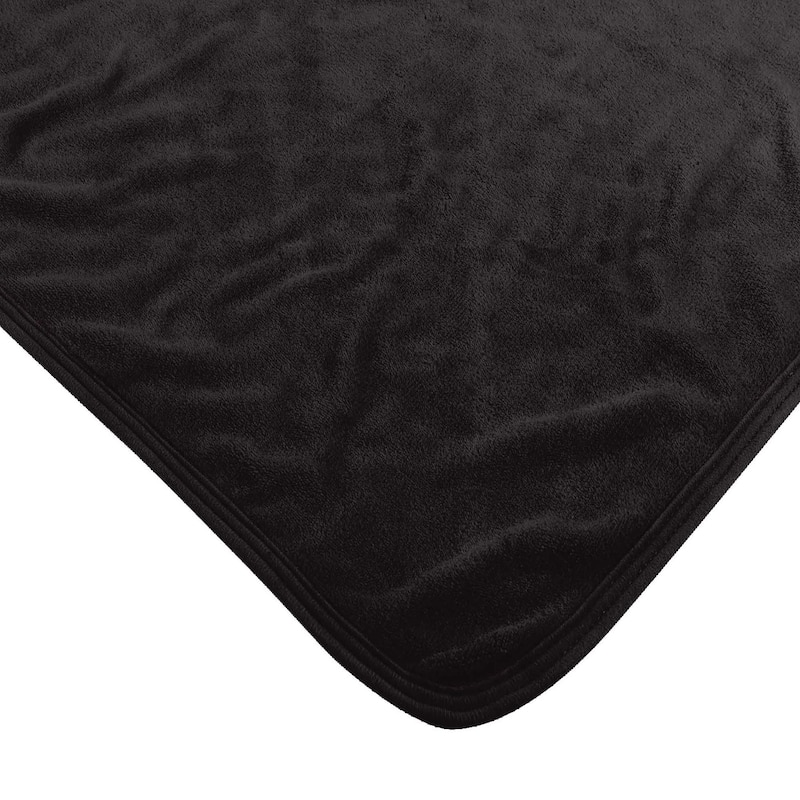 NHL Boston Bruins 46" x 60" Microfiber Throw Blanket