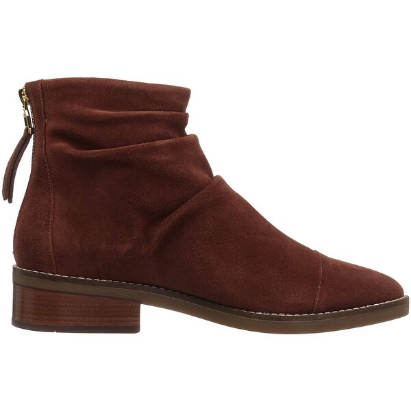 riona grand back zip bootie