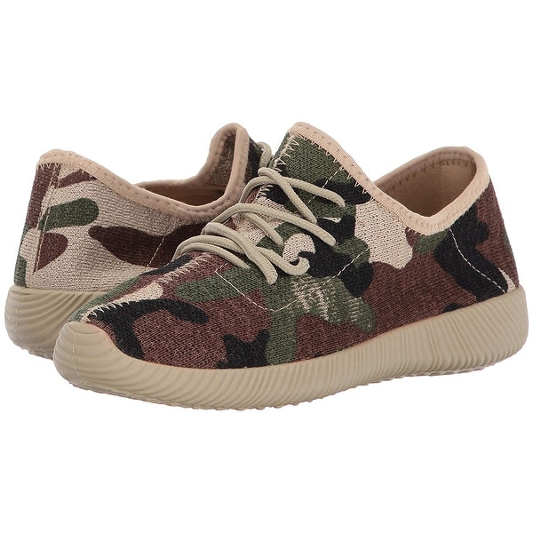 qupid camo sneakers