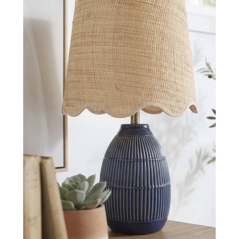 Livabliss Soleny Traditional Accent Table Lamp