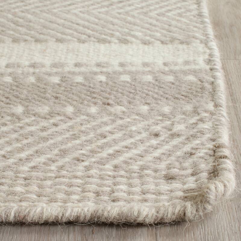 SAFAVIEH Handmade Flatweave Kilim Manrica Wool Rug - 2' x 3' - Grey/Ivory
