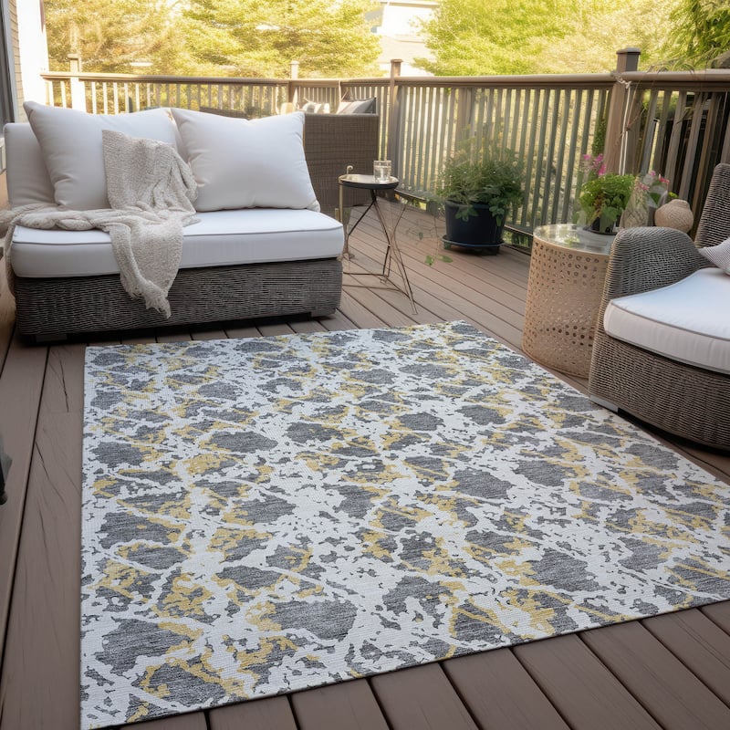 Machine Washable Indoor/ Outdoor Abstract Modern Chantille Rug