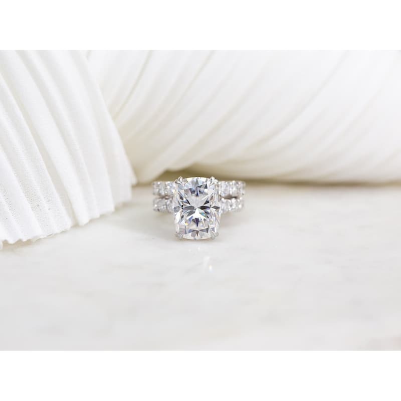 Kobelli 10.4 Carat Moissanite & Lab Grown Diamond 14k Solid Gold Cushion Bold Constance 2pc Bridal Set (GH/VS, DEF/VS)
