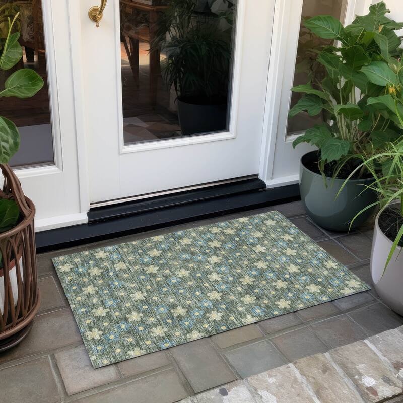 Machine Washable Indoor/ Outdoor Floral Kechi Chantille Rug - Basil - 1'8" x 2'6"