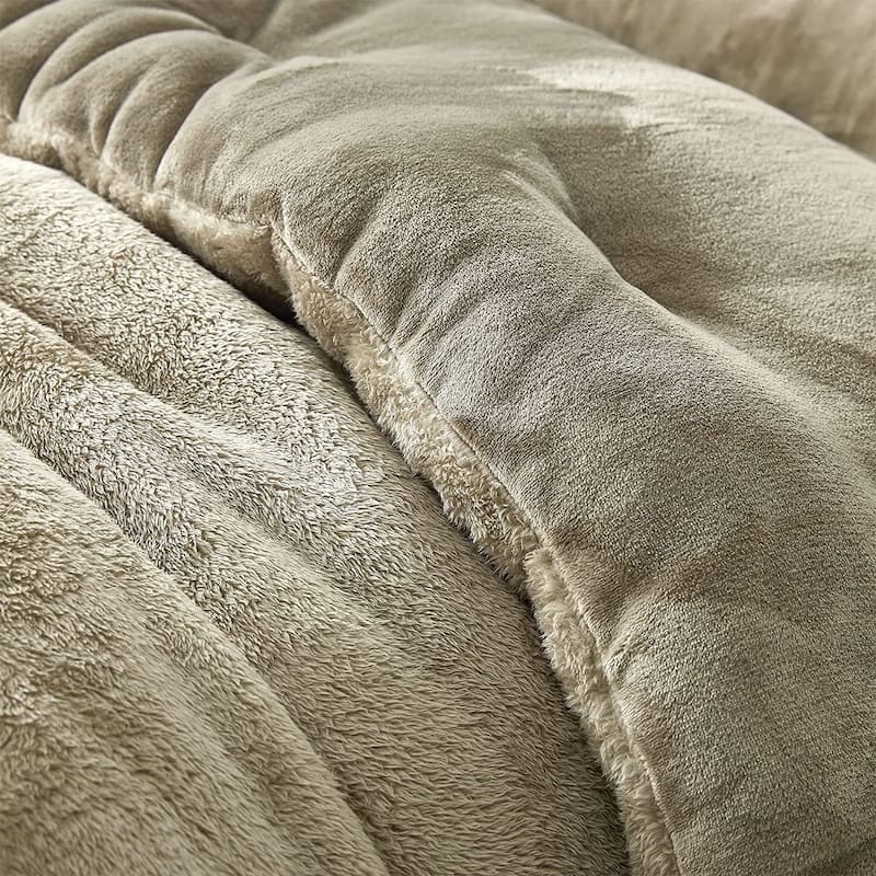 Bae, She Thick® - Coma Inducer® Oversized Comforter Set - Silver Sage