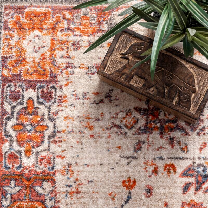 Nuloom Farley Medallion Fringe Area Rug