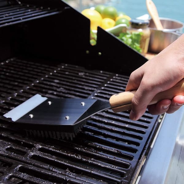https://ak1.ostkcdn.com/images/products/is/images/direct/cd3972a43ec303ba29217cbe786981a786b084a9/Jim-Beam-Barbecue-Large-Wood-Handle-Removable-Grill-Cleaning-Brush.jpg?impolicy=medium