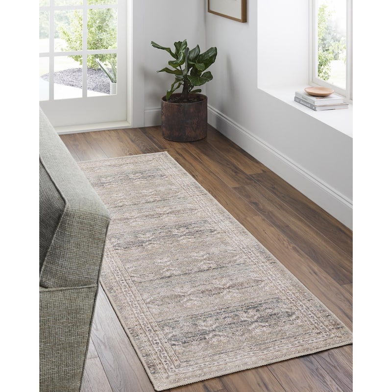 Livabliss Amelie Traditional Border Indoor/Outdoor Area Rug