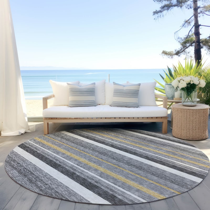 Machine Washable Indoor/ Outdoor Chantille Contemporary Stripes Rug - Gray - 8' x 8'