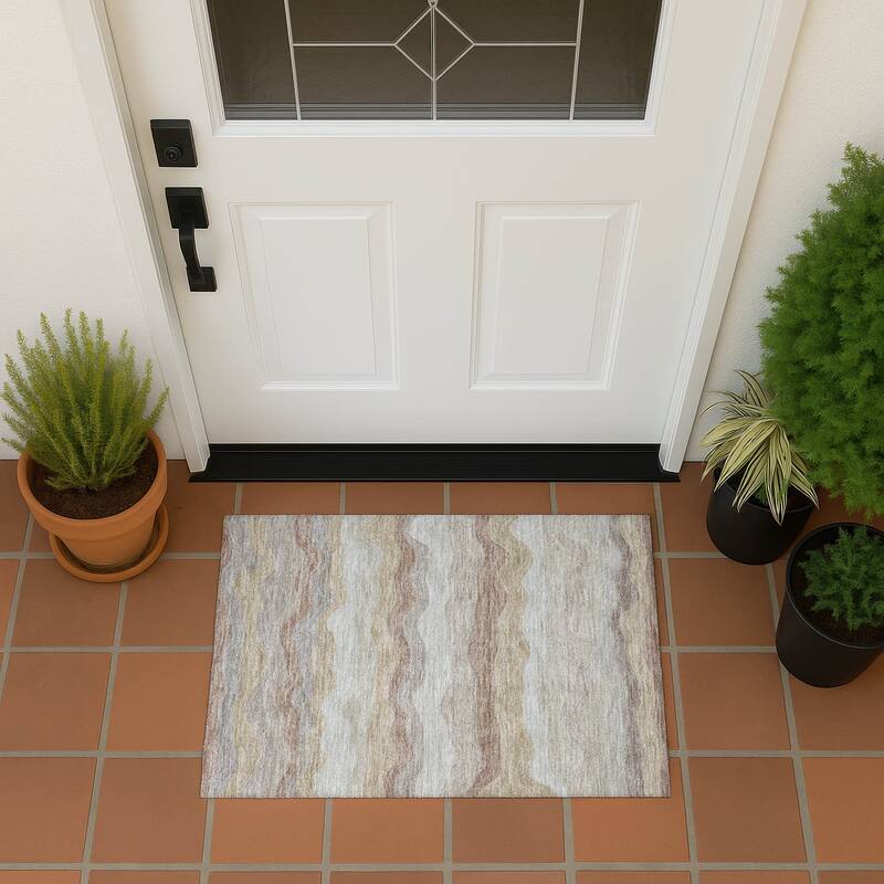 Machine Washable Indoor/ Outdoor Ombre Stripes Chantille Rug - Beige - 1'8" x 2'6"