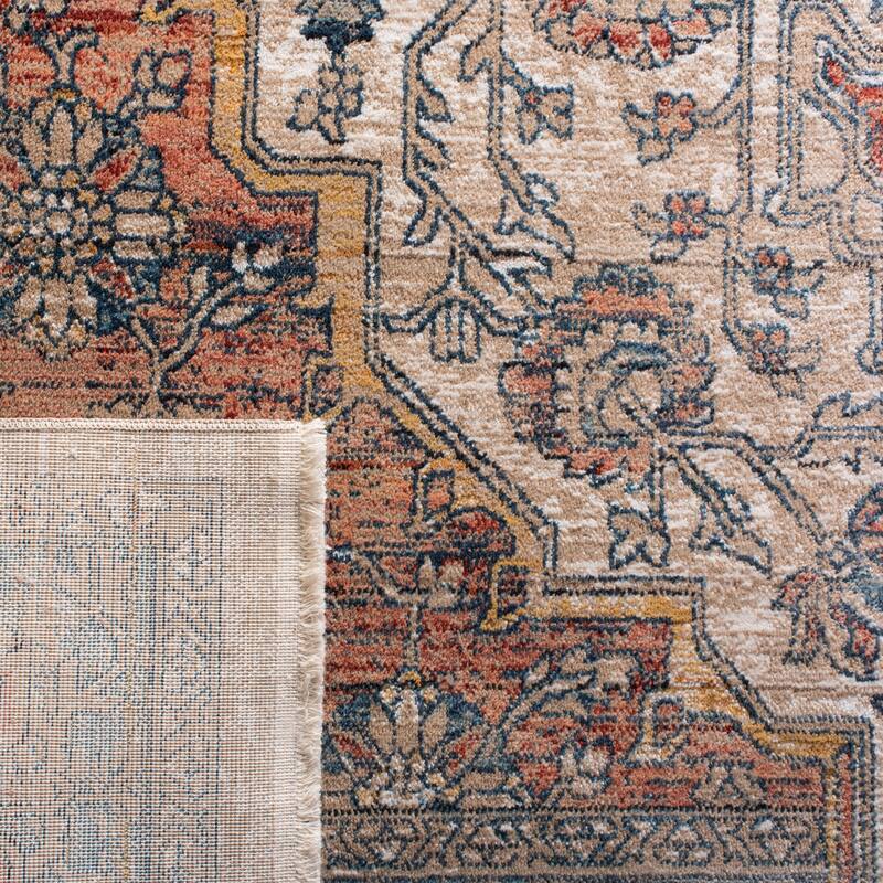 SAFAVIEH Victoria Pattie Traditional Oriental Rug