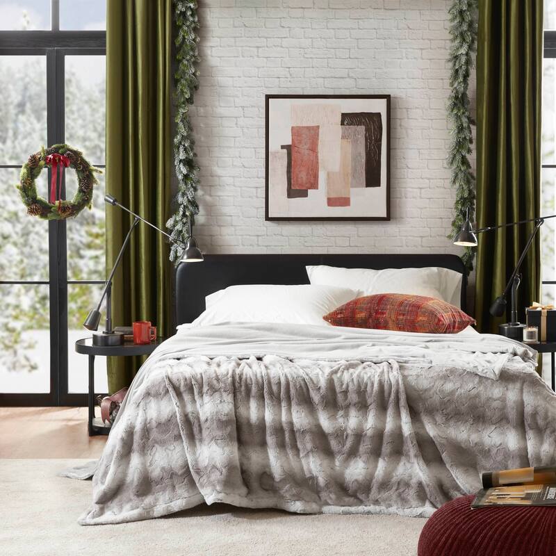 Madison Park Zuri Faux Fur Blanket
