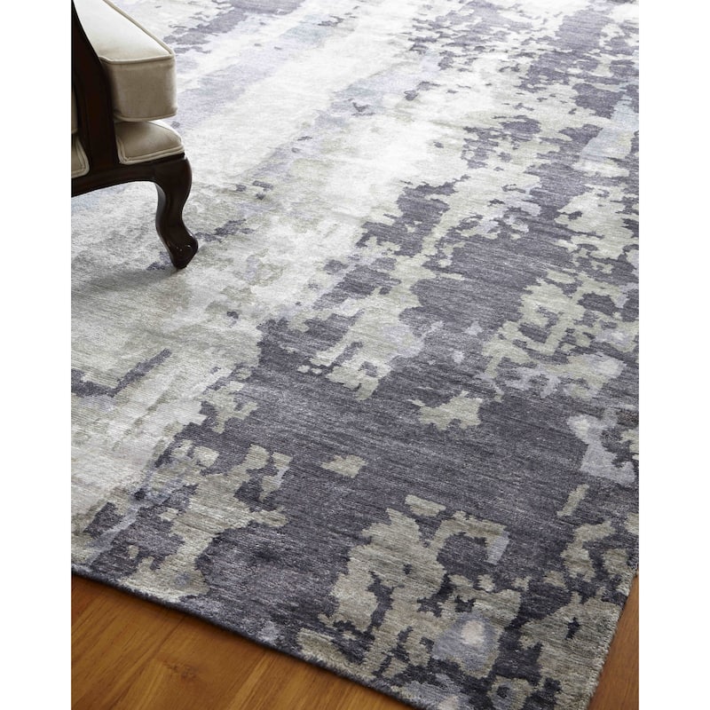 EXQUISITE RUGS Bamboo Silk Hand-knotted Blue/Grey Area Rug.