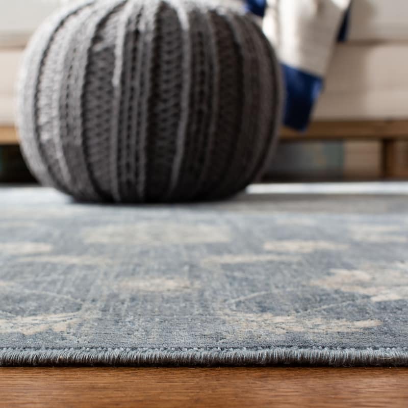 SAFAVIEH Vintage Norma Oriental Viscose Rug