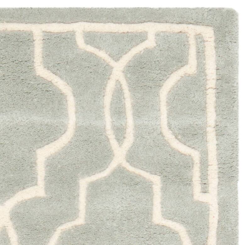 SAFAVIEH Handmade Chatham Nazzarena Modern Moroccan Wool Rug