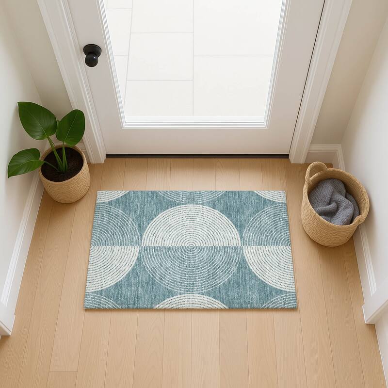 Machine Washable Indoor/ Outdoor Geo Circles Chantille Rug