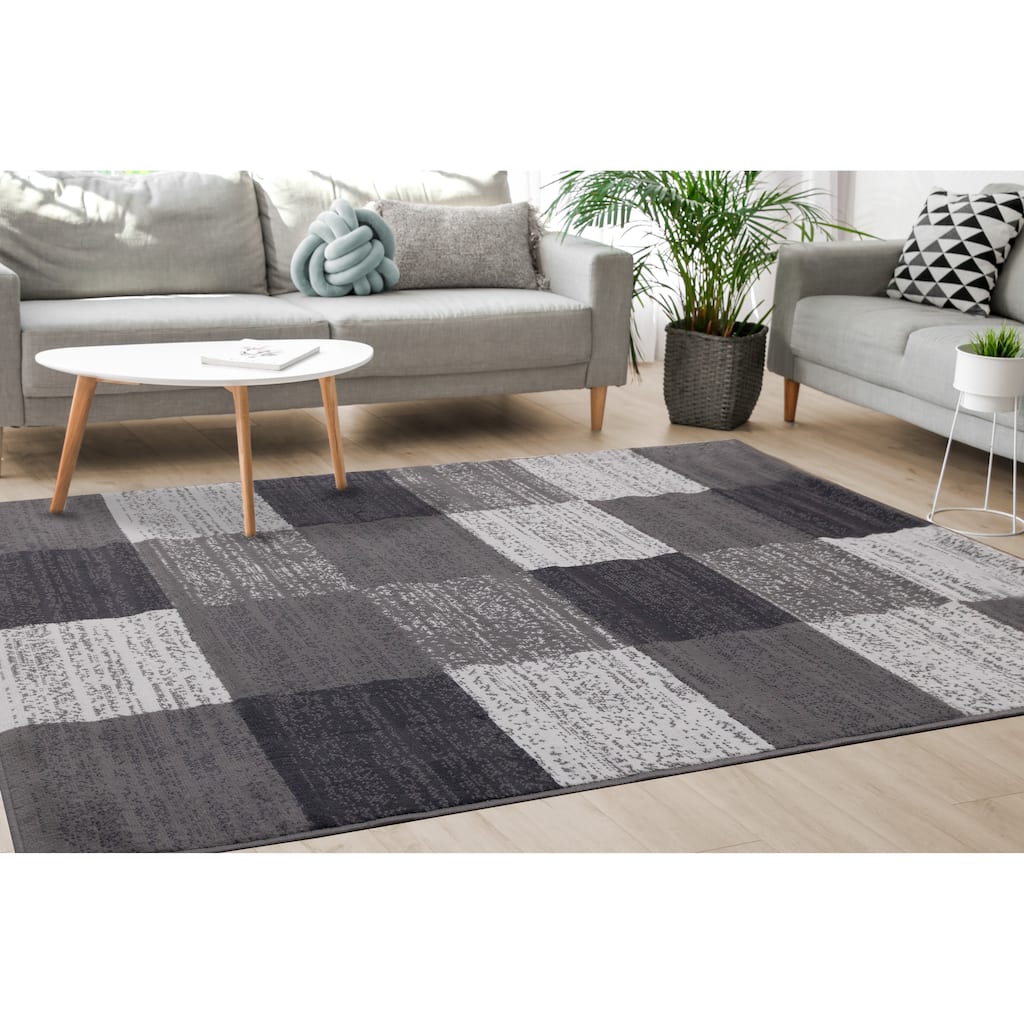 Florence Collection - Grey/Cream Distressed Blocks Rug - 4'7" x 6'7"