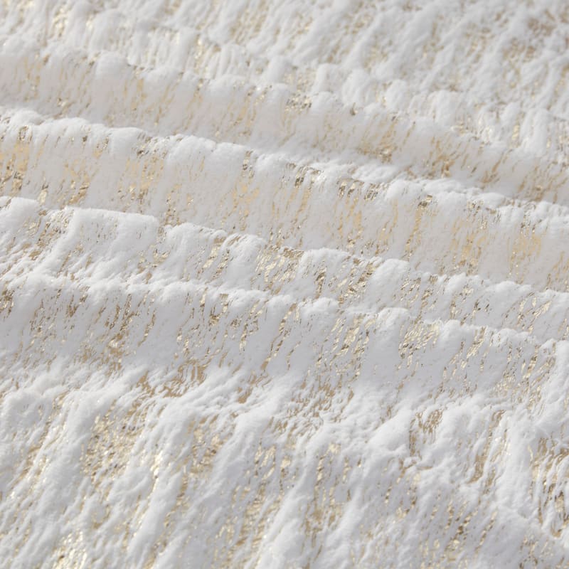 Intelligent Design Alaia Metallic Print Synthetic Fur Duvet Cover Set