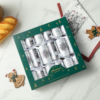 Glitzhome 6 Pack Christmas Snowflake Party Crackers Favor Supplies with Gift Contents for Kids