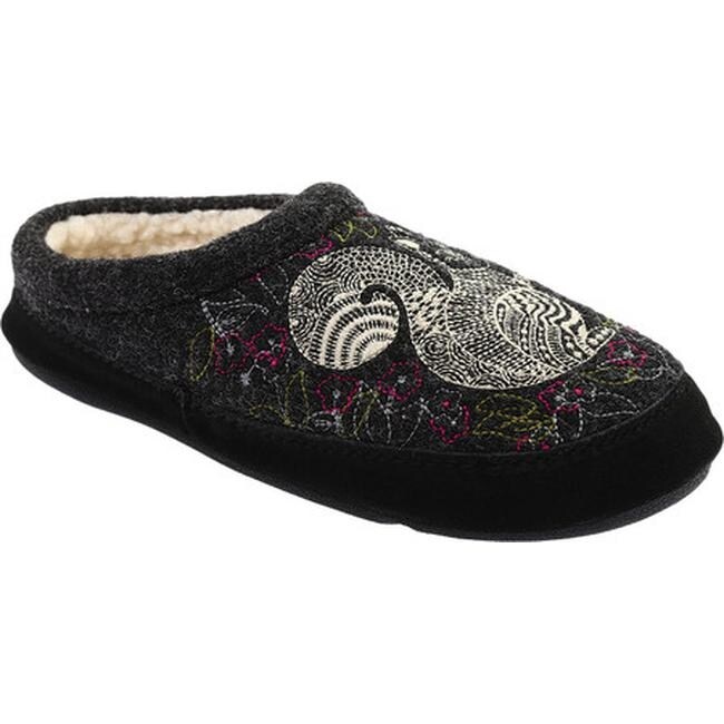 acorn squirrel slippers