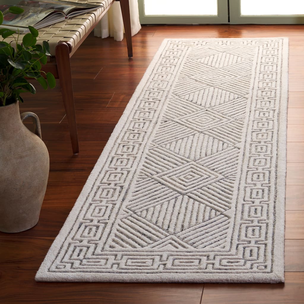 SAFAVIEH Handmade Soho Hendrikka Contemporary Wool Rug