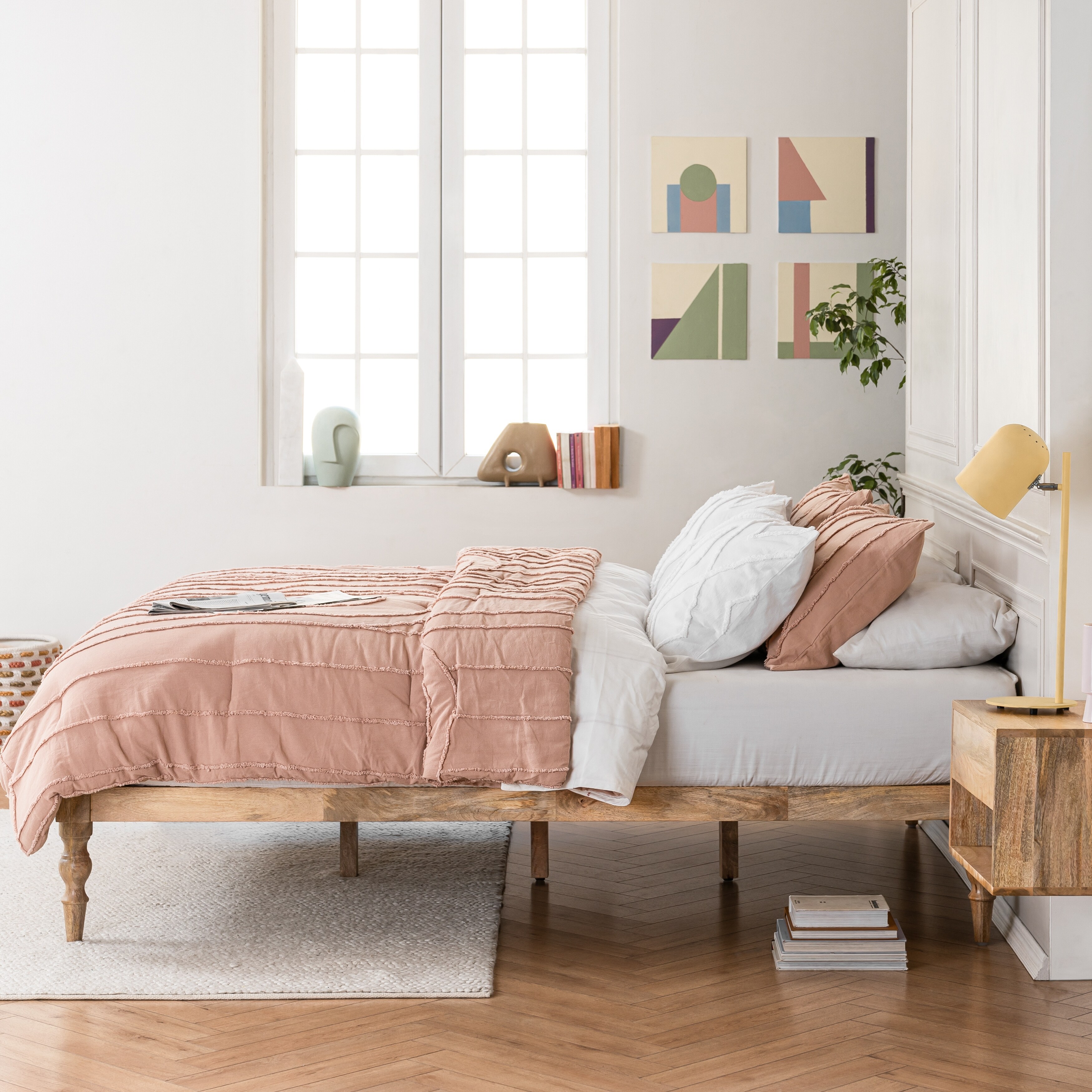 Mango wood platform hot sale bed
