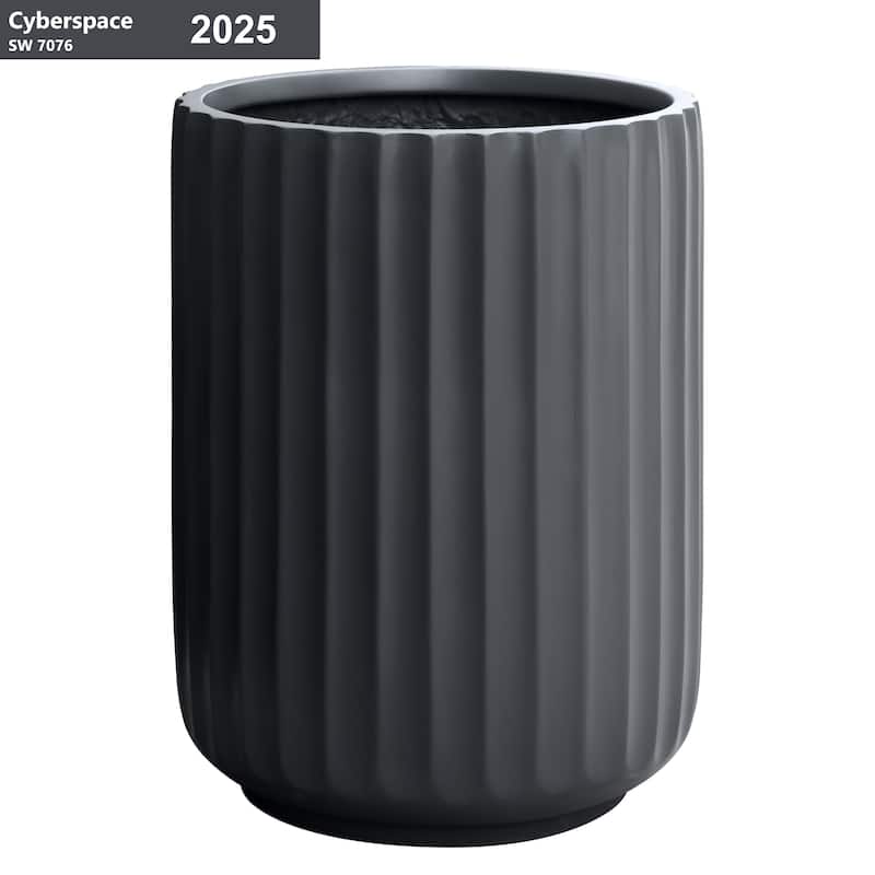 DreamPatio North Pole Fiberstone Planter