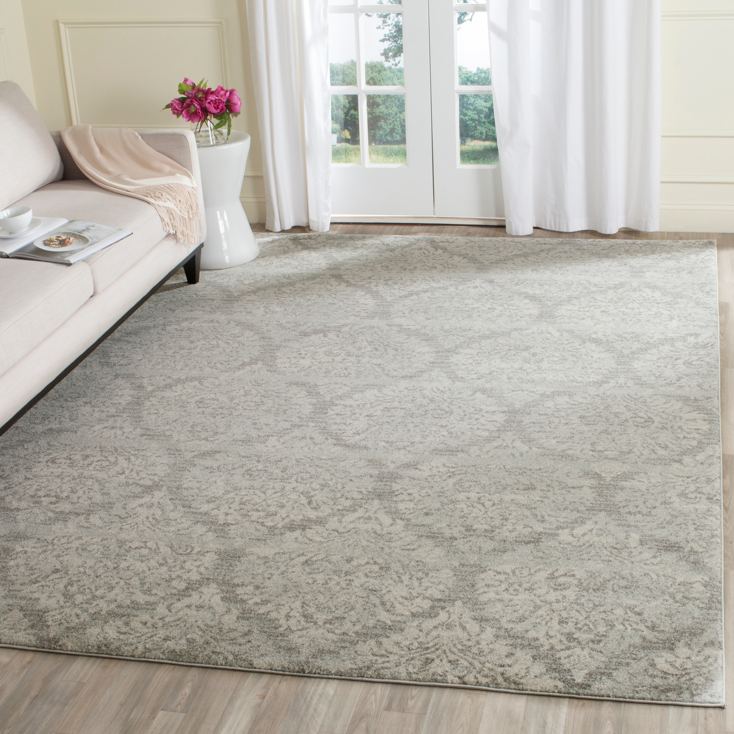 SAFAVIEH Evoke Astrea Distressed Vintage Boho Rug