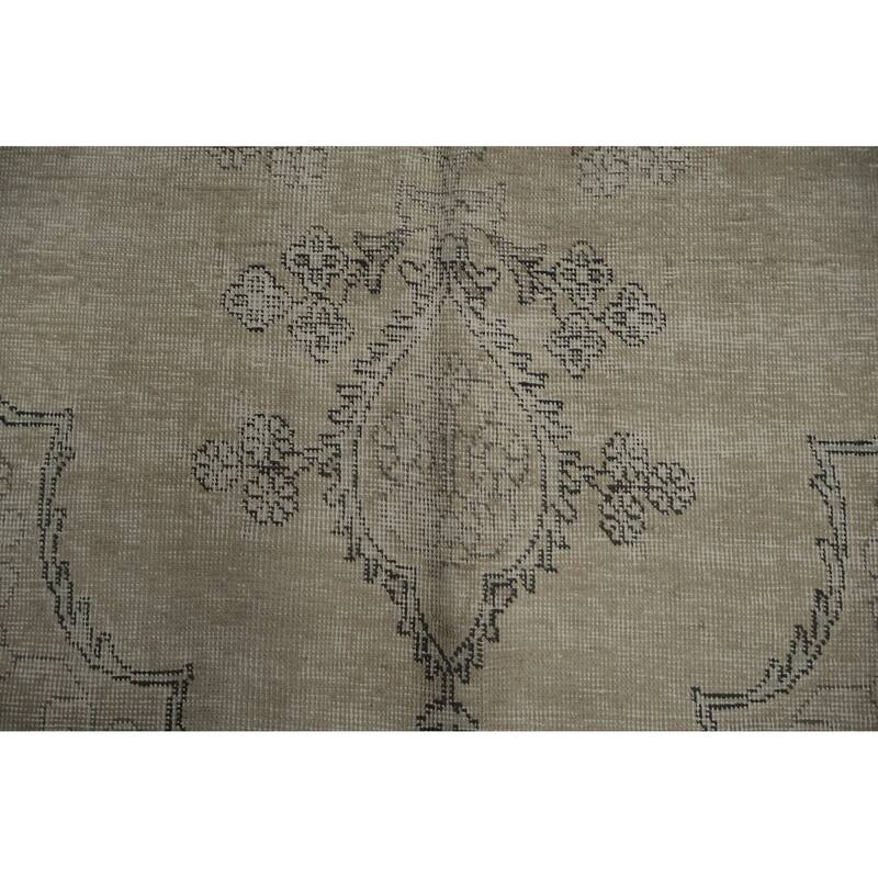Hand Knotted Oriental 100% Wool Carpet Traditional Medallion Beige & Ivories Tabriz Area Rug - 10' 0'' X 6' 11''